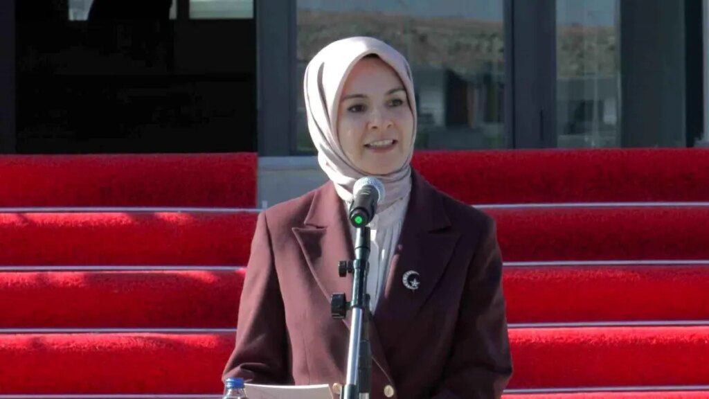 bakan goktas kayseriye geliyor jqOdmOUa.jpg