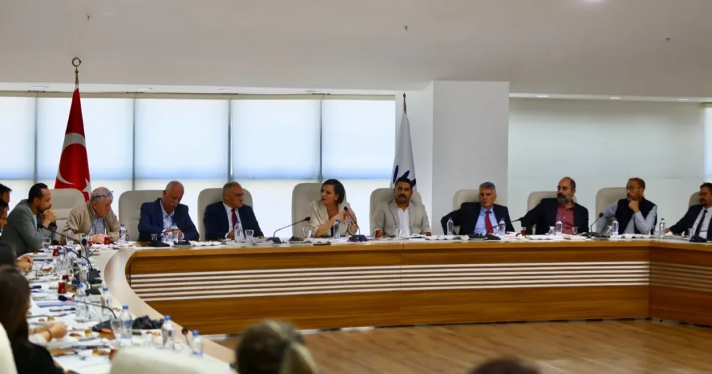 izmir karabaglar da bir ilk atik yonetimi toplantisi RjfcSP3e.webp