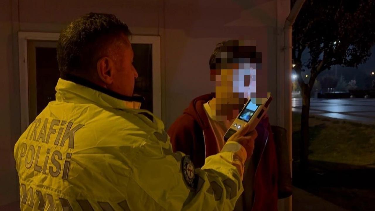 kayseride kaza yapan alkollu ve ehliyetsiz surucuden polise beni alin birakmayin pCq8MHdz.jpg