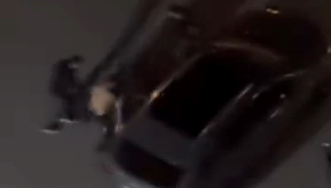 komsular yumruk yumruga birbirine girdi cdCfRqvq.jpg