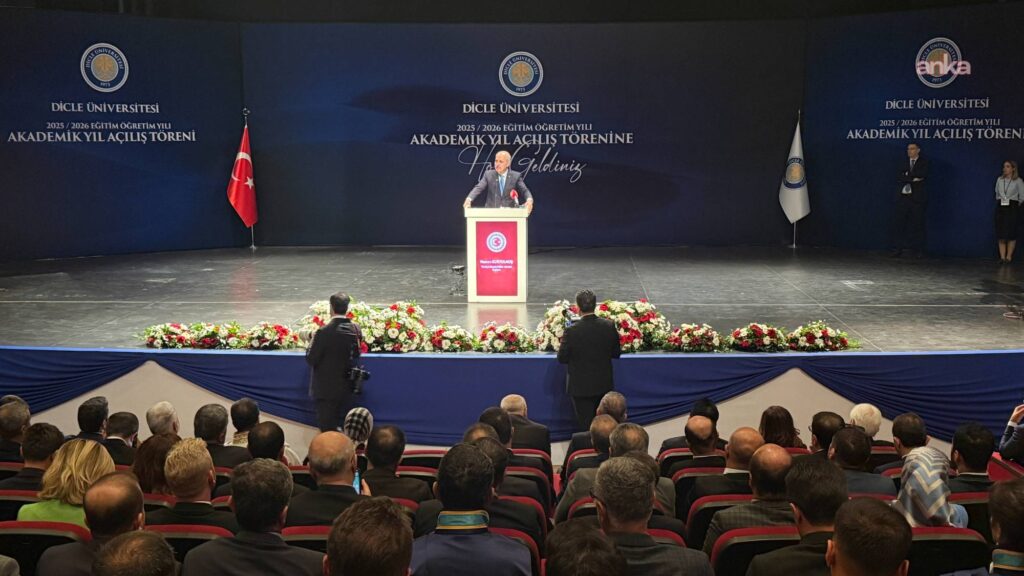 kurtulmus komisyon uyeleriyle diyarbakirda bu sefer baris hakim olacak ana dili ana sutu kadar helaldir CZSWDXKm.jpeg