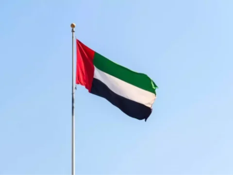 BAE’de Balistik Füze Parçaları Caddeye Düştü: İki Ölü, Üç Yaralı