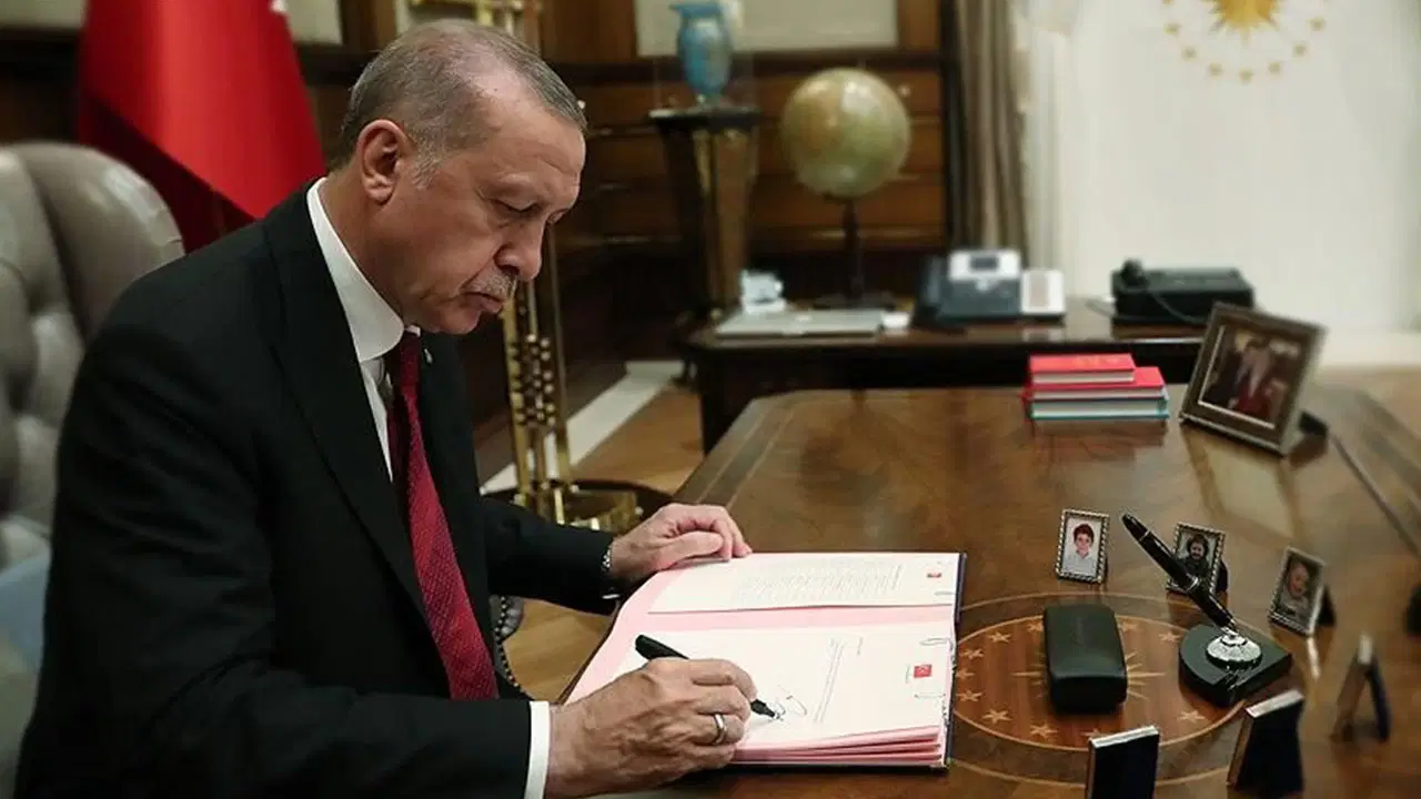 Anayasa Mahkemesi’nden Önemli Bir Adım: Cumhurbaşkanlığı Yetkisi Sınırlanıyor